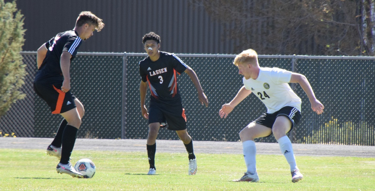 Lassen closes out conference with loss to Butte College