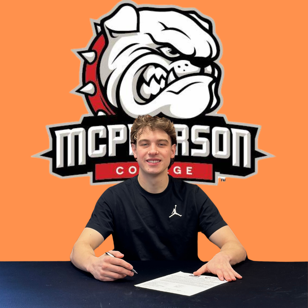 Cougar Eduardo Muller Morschel signs