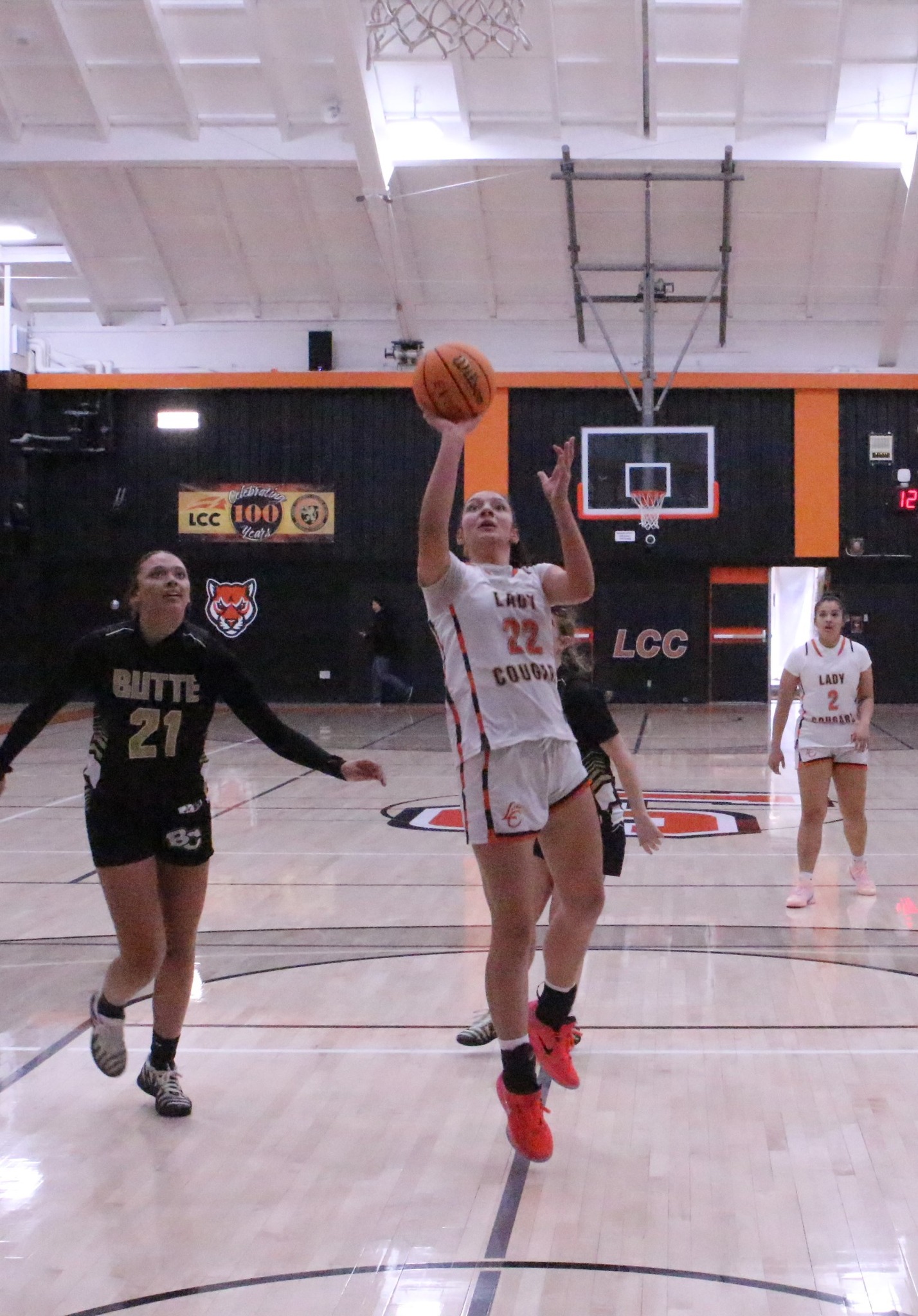 Cougars Close Season Against Siskiyous